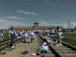 מצעד החיים, בירקנאו, יום השואה [צילום: חן שימל, פלאש 90]