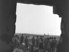 חברי קיבוץ ניצנים במלחמת העצמאות, 30.10.1948 [צילום: לע"מ]