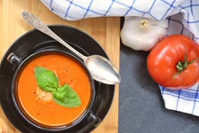 מרק עגבניות וגמבות [צילום: יח"צ חלי ממן]