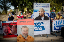 המסמכים נשמרו במשך שנים [צילום: יונתן זינדל, פלאש 90]