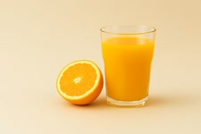 מומלץ: כוס מיץ תפוזים אחת ליום [עיבוד: AI]