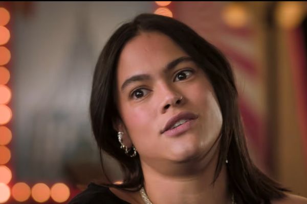 אייל גולן תובע 200,000 ש