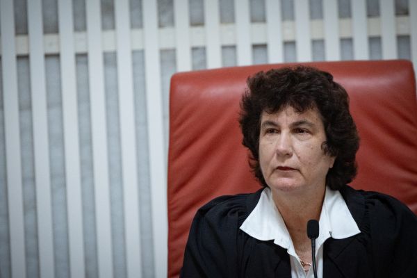בית המשפט העליון: הסכם ידועים בציבור תקף גם אם יינשאו