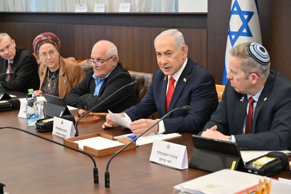 מענה למצוקת הדיור: הממשלה אישרה בחינת הקמת יישוב חרדי חדש בנגב