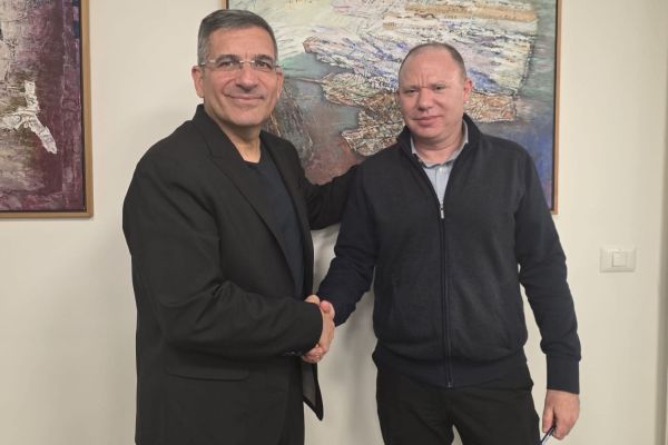 אאורה וכלל ביטוח חתמו על הסכם שותפות אסטרטגי בהיקף של 650 מיליון ש