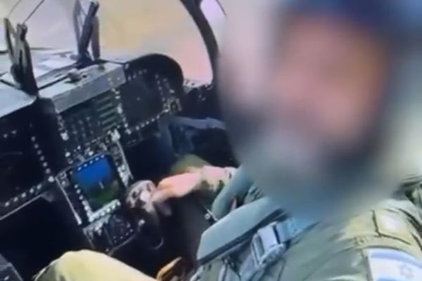 כתב אישום נגד פלשתיני: התחזה לאיש מוסד וסחט צעירה ישראלית